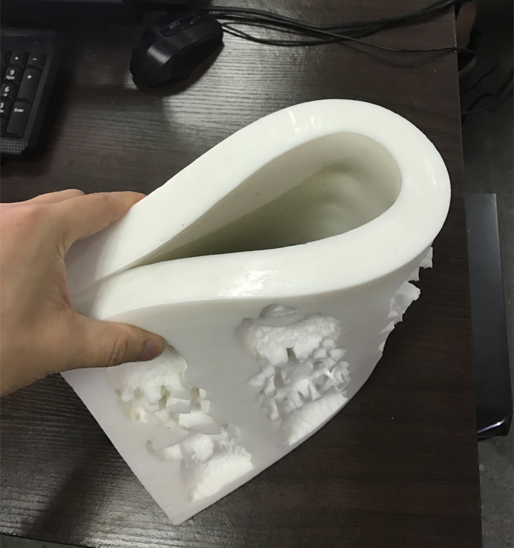 什么原因導致模具硅膠產品變形你知道嗎 ？